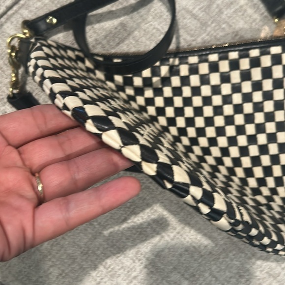 Clare V Petit Moyen Black/Cream Woven Checker crossbody/ shoulder bag - Picture 10 of 13